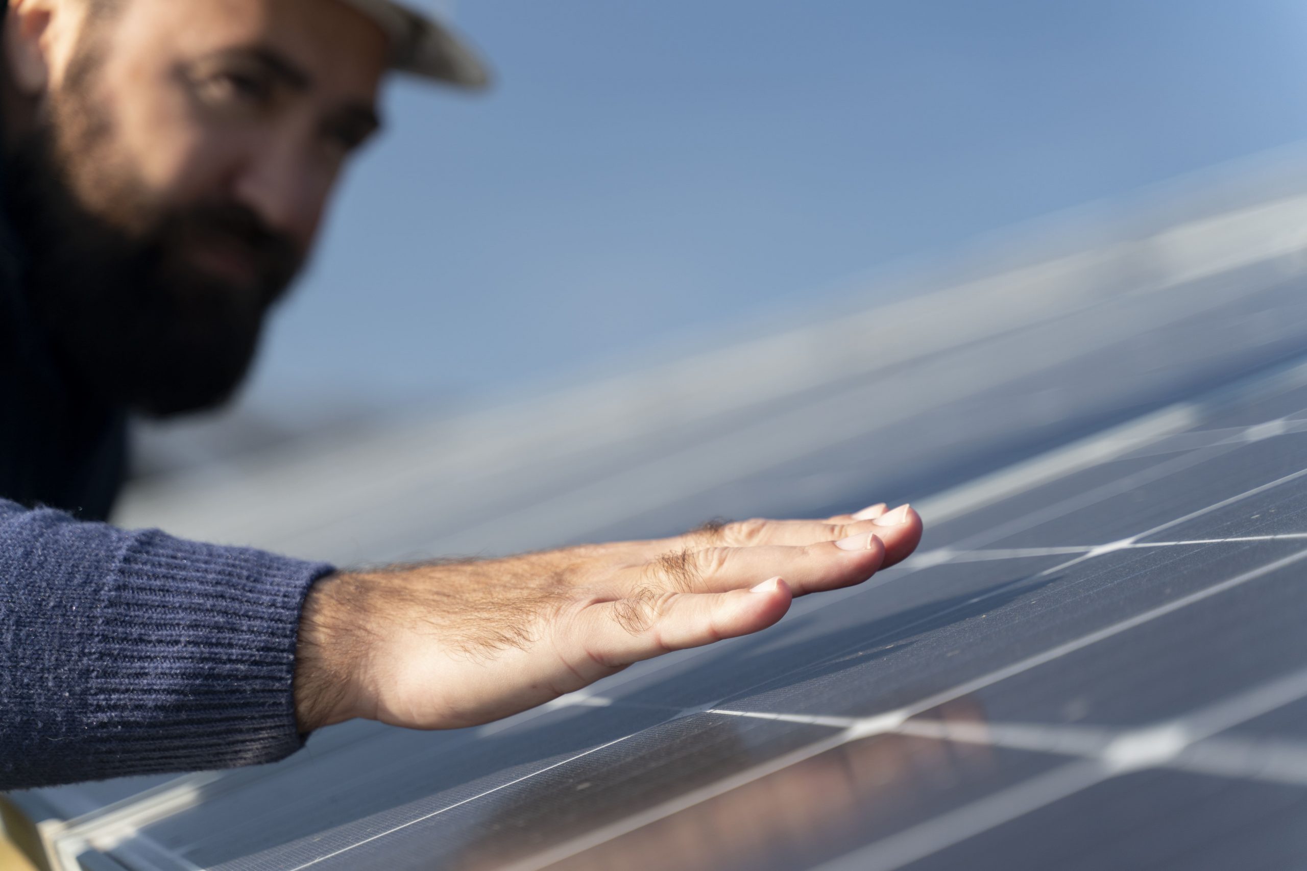 paneles-solares-bateria-virtual-consiste-funciona-excedentes-energia-sol-fotovoltaica